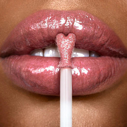 Charlotte Tilbury 
Collagen Lip Bath Gloss